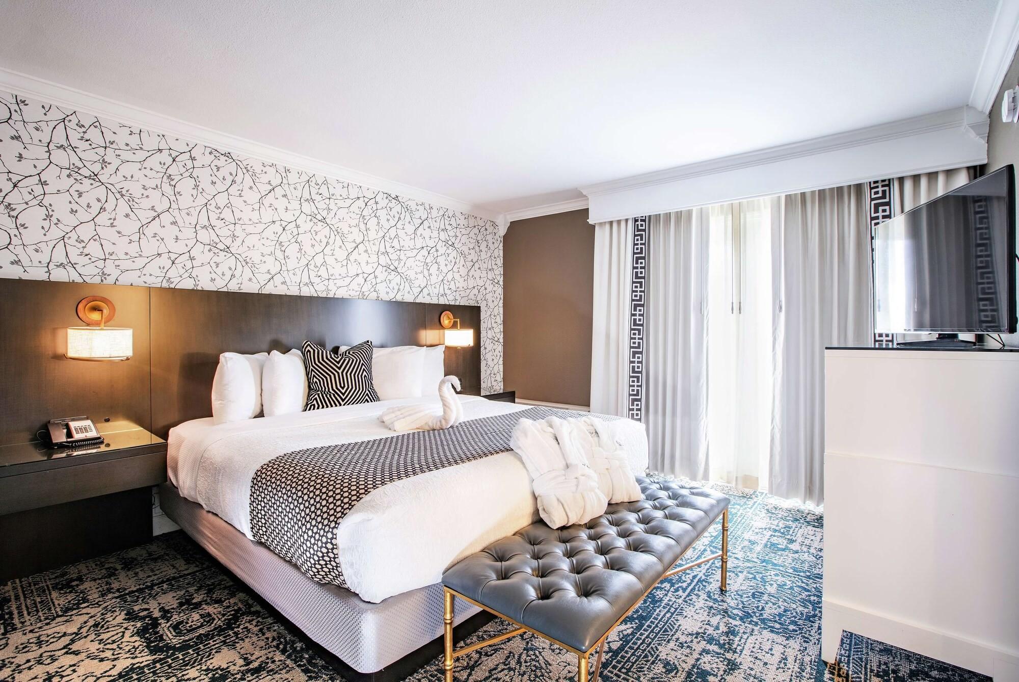 The Burgundy Hotel, Tapestry Collection By Hilton Little Rock Bagian luar foto
