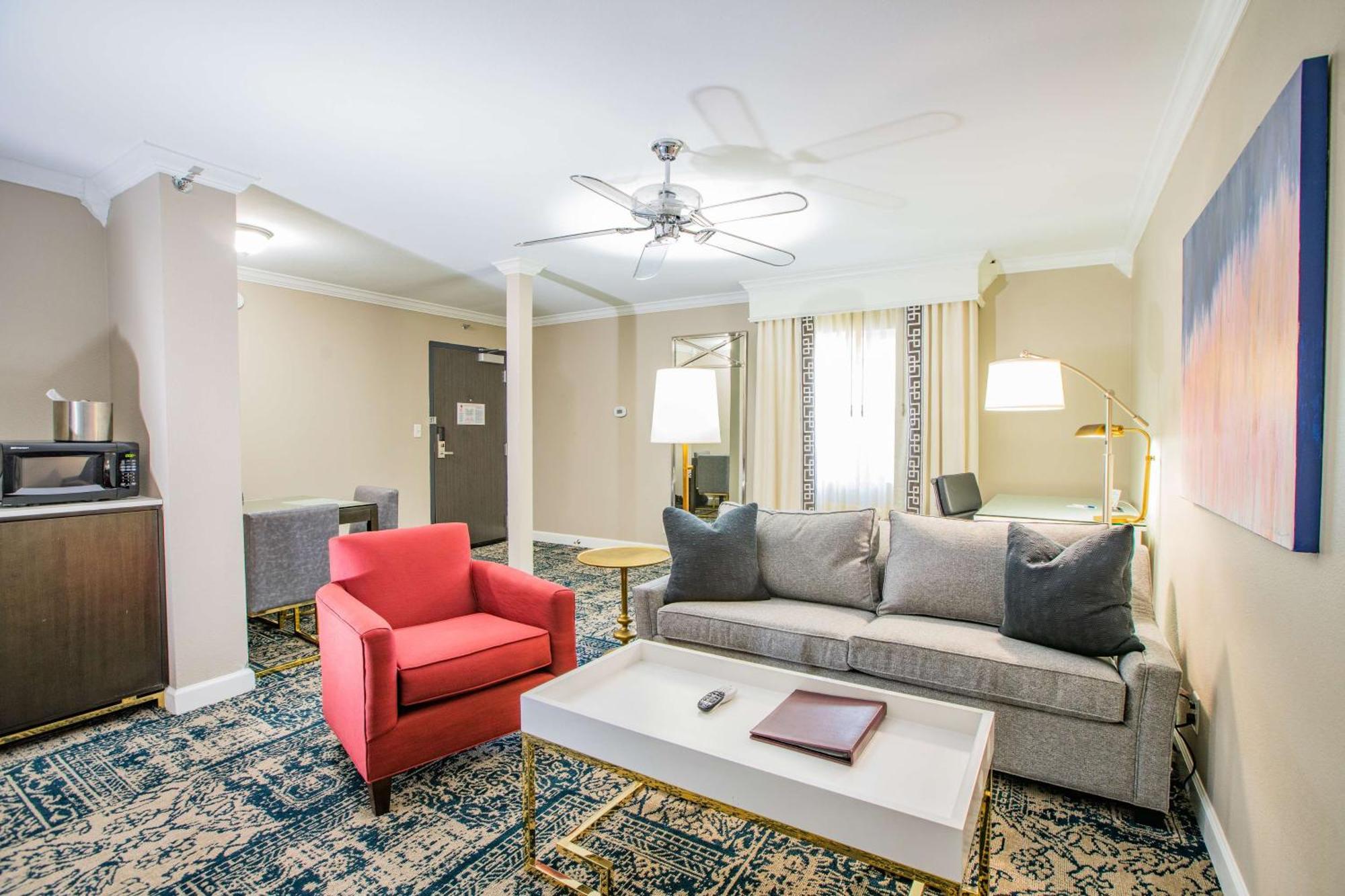 The Burgundy Hotel, Tapestry Collection By Hilton Little Rock Bagian luar foto