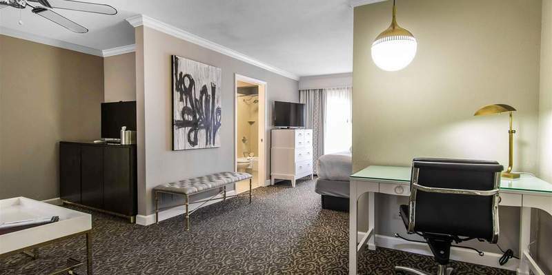 The Burgundy Hotel, Tapestry Collection By Hilton Little Rock Bagian luar foto